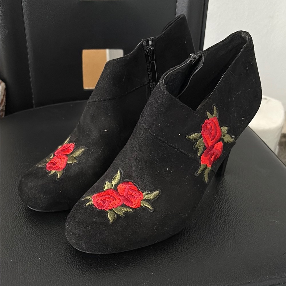 Embroidered Black Ankle Boots with Red Floral Design